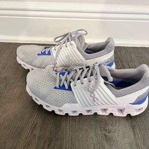 On cloud men’s running shoes